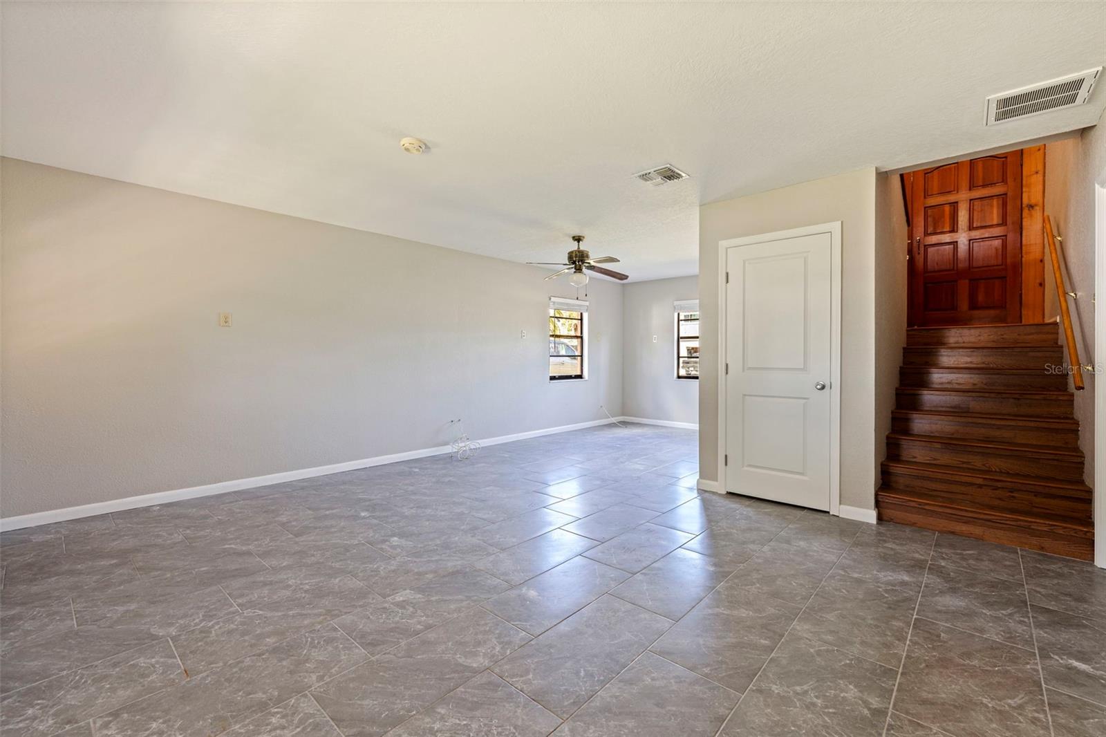 334 CROSSWINDS DR, PALM HARBOR, FL — photo 25