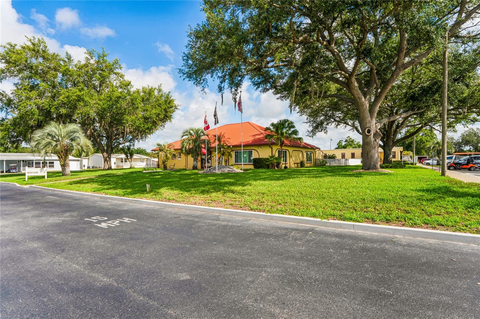 37537 PINATA AVE, ZEPHYRHILLS, FL — photo 33