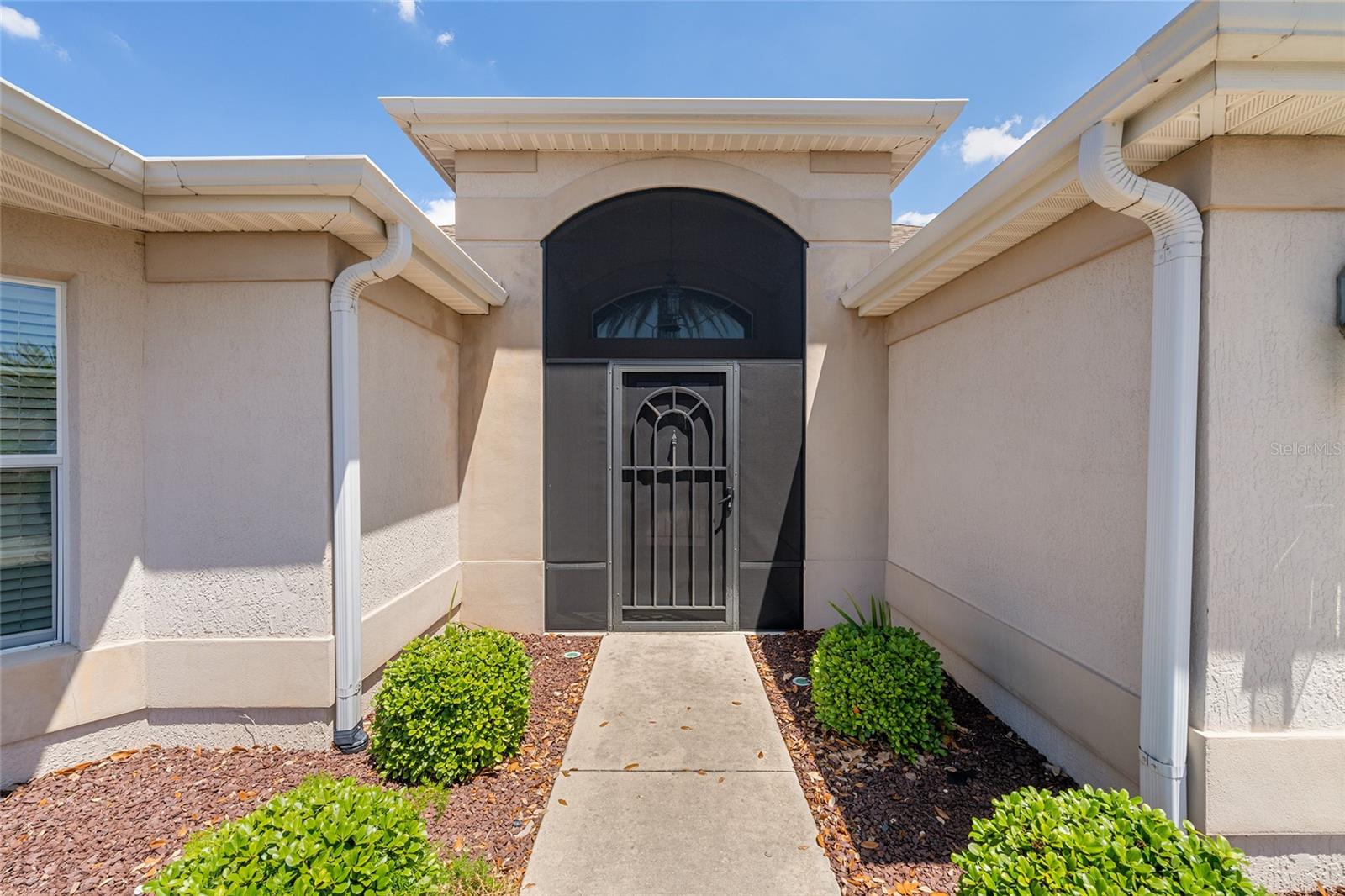 2033 SALMON WAY, THE VILLAGES, FL — photo 3