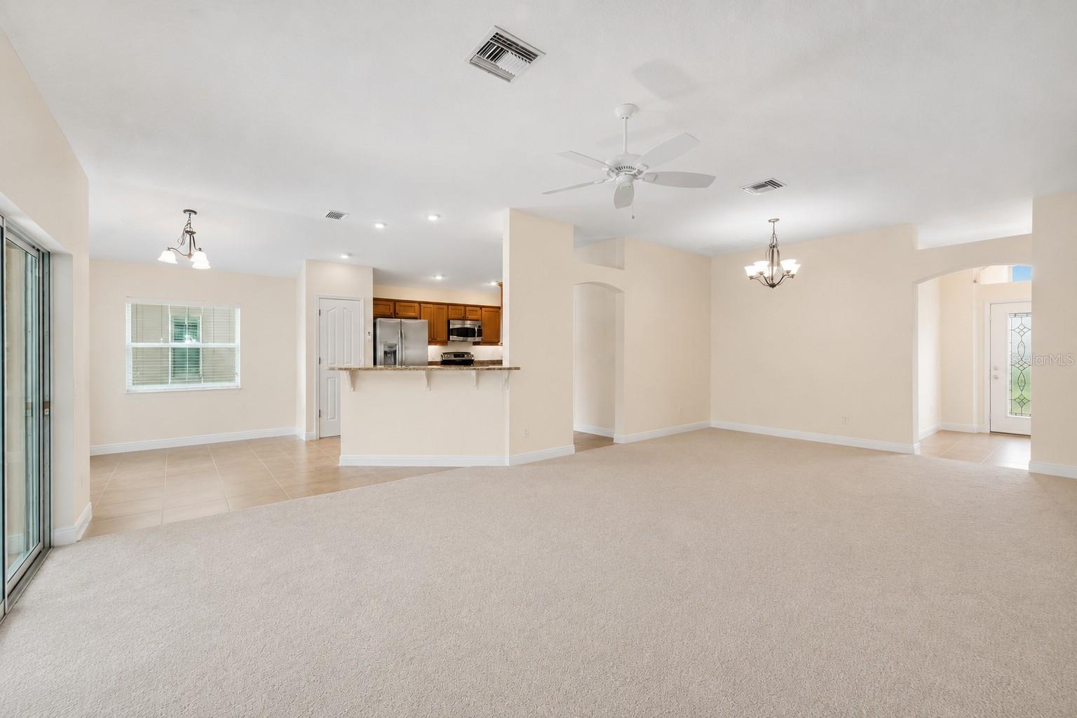 2033 SALMON WAY, THE VILLAGES, FL — photo 9