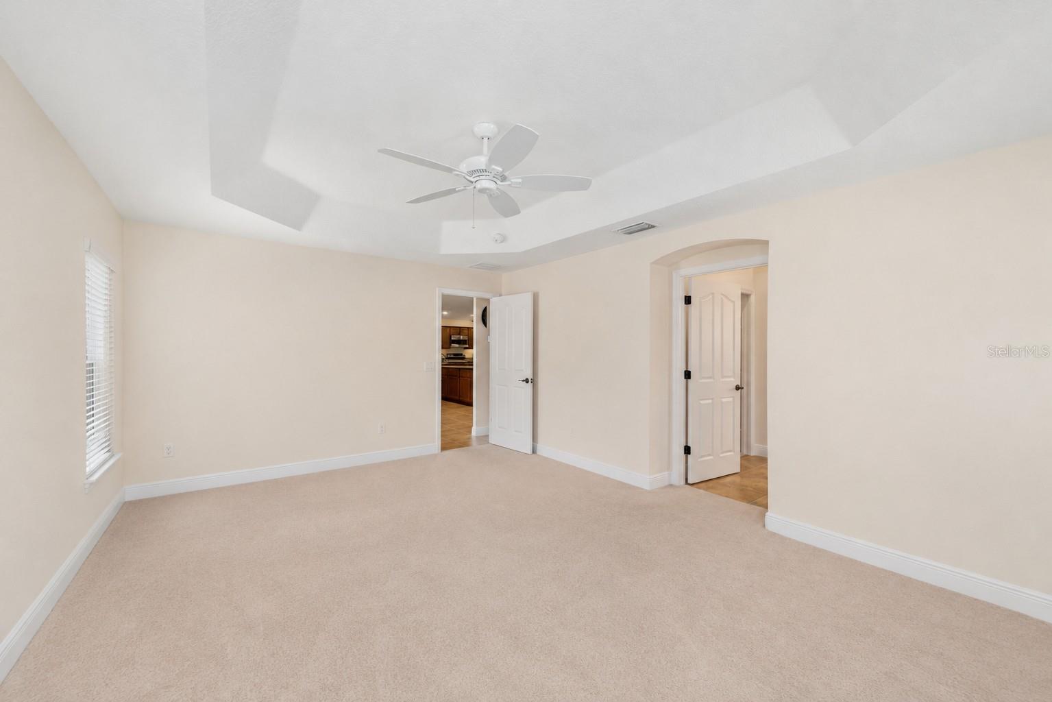 2033 SALMON WAY, THE VILLAGES, FL — photo 17