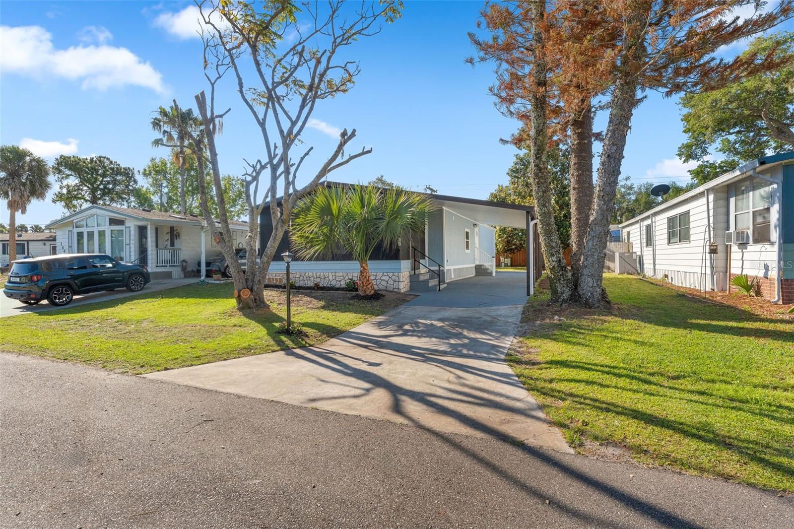 142 N INDIAN RIVER DR N, EDGEWATER, FL