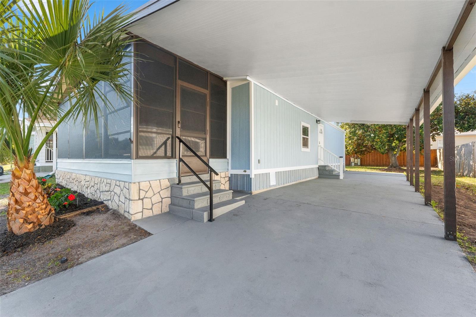 142 N INDIAN RIVER DR N, EDGEWATER, FL — photo 2