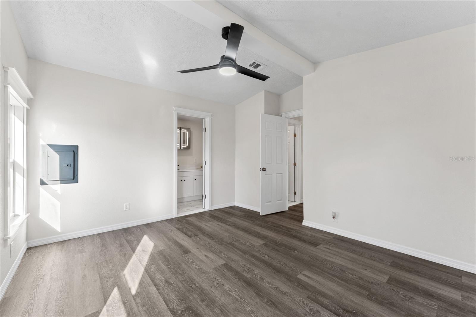 142 N INDIAN RIVER DR N, EDGEWATER, FL — photo 22