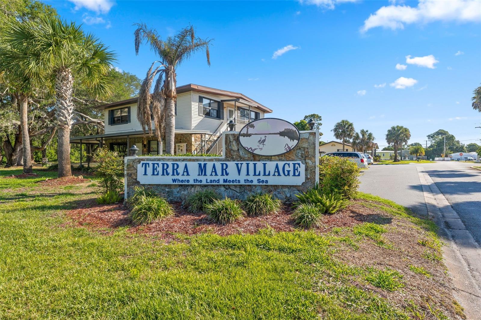 142 N INDIAN RIVER DR N, EDGEWATER, FL — photo 39