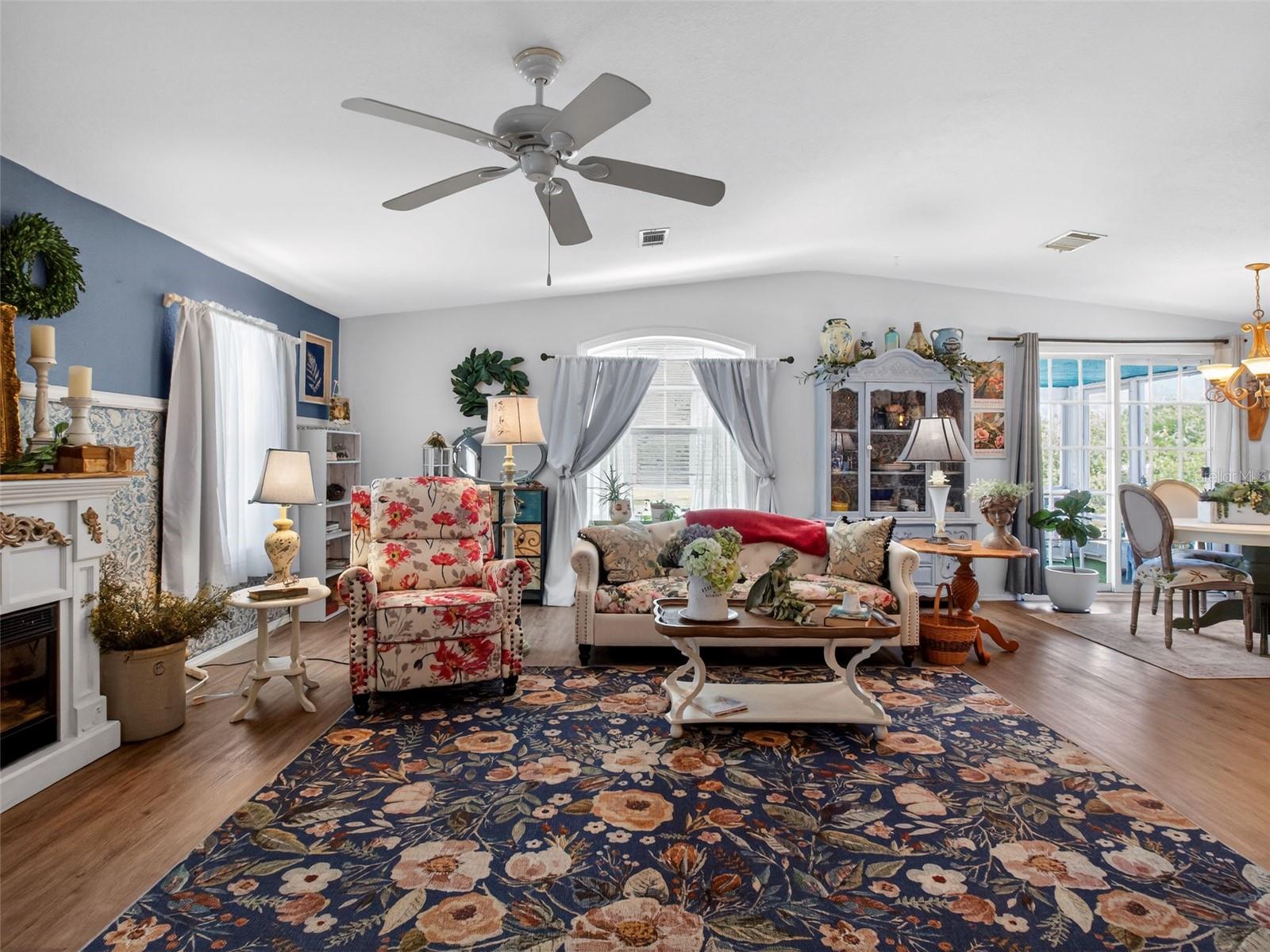 3949 RUSSELL AVE, PORT CHARLOTTE, FL — photo 16