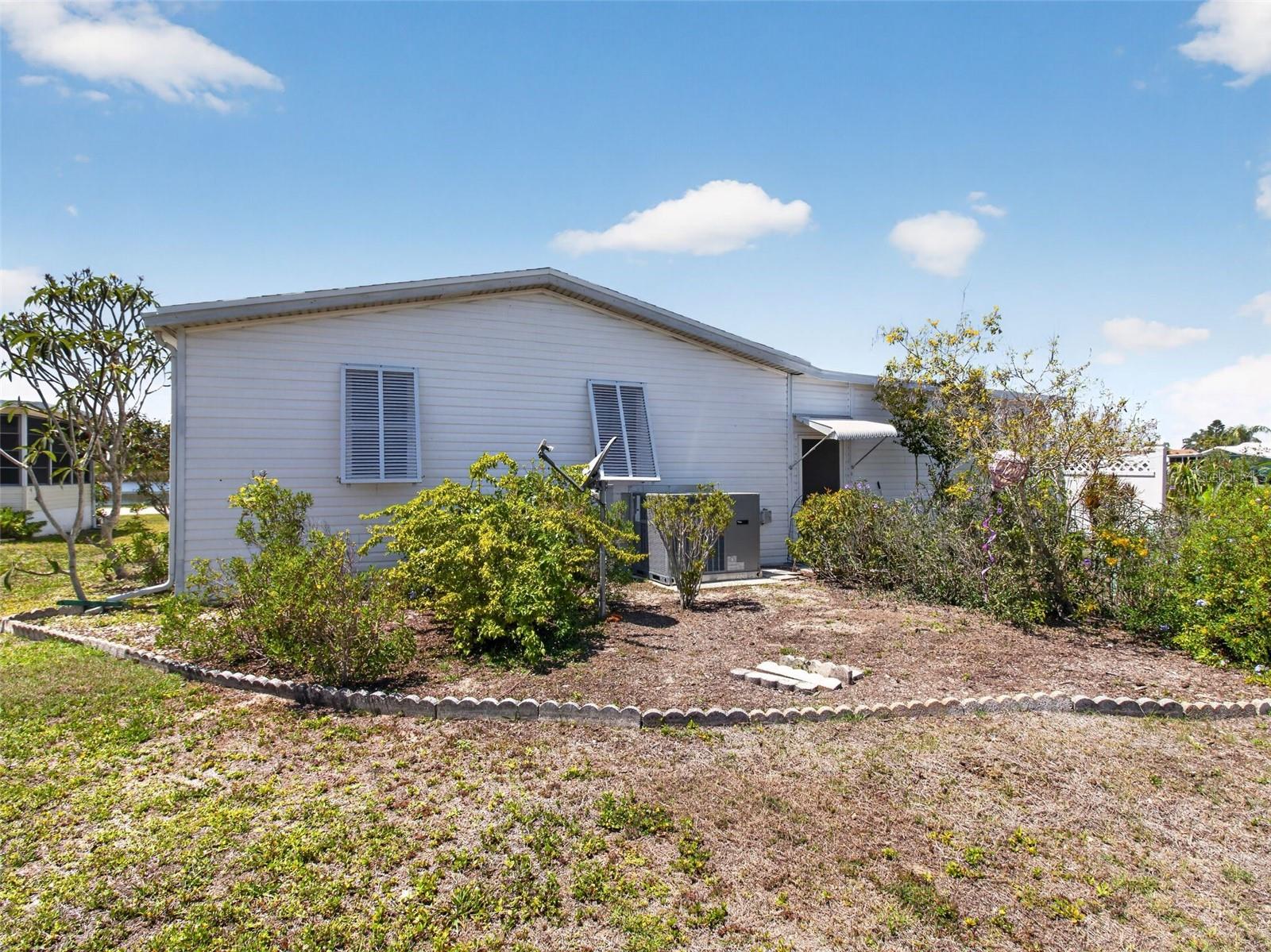 3949 RUSSELL AVE, PORT CHARLOTTE, FL — photo 30