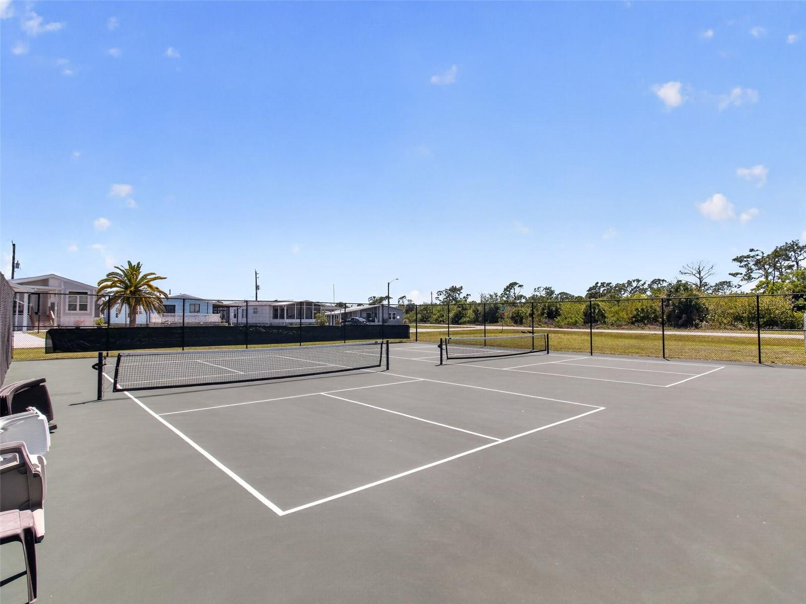 3949 RUSSELL AVE, PORT CHARLOTTE, FL — photo 40