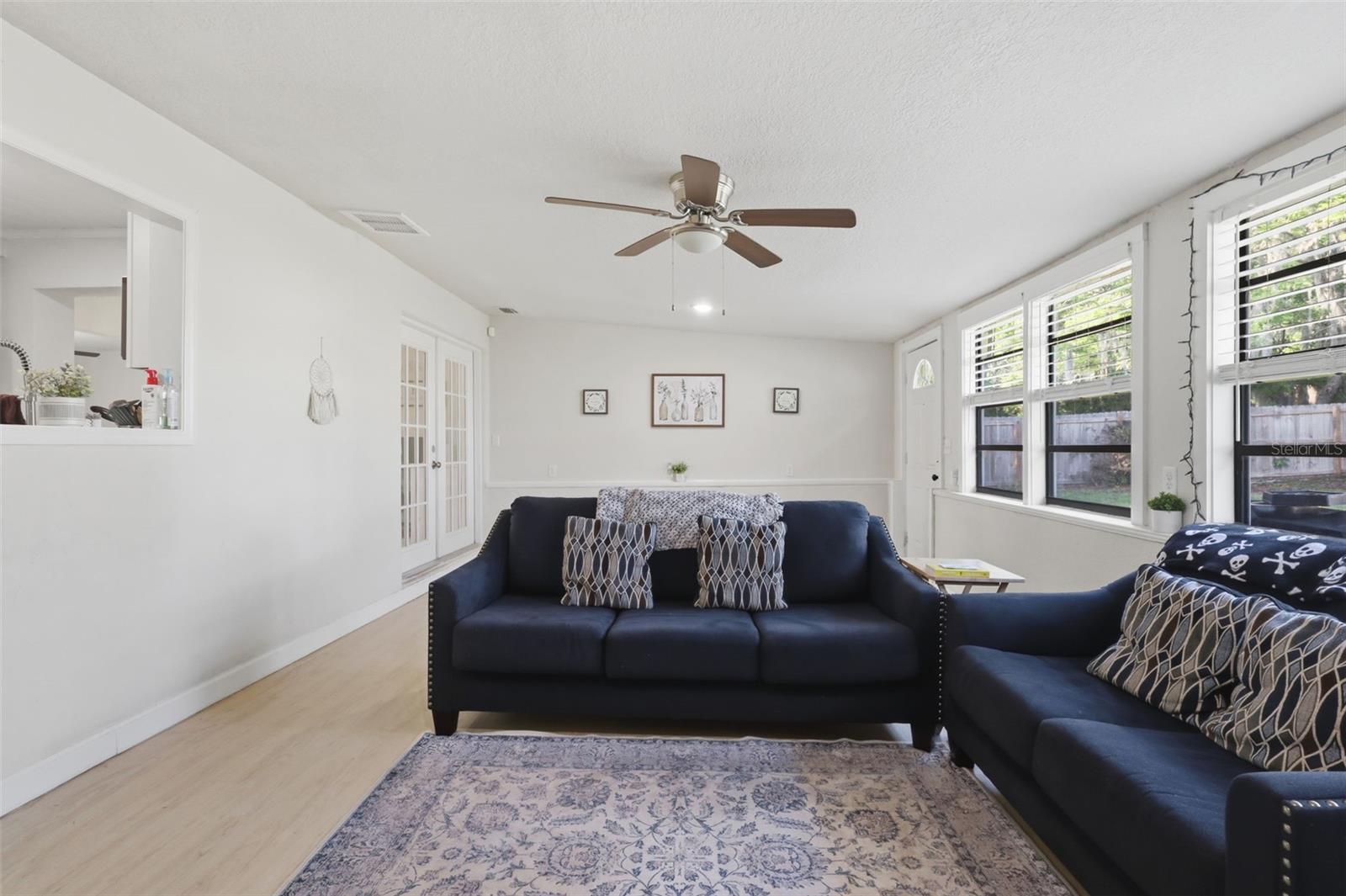 112 EDWARDS AVE, ORANGE CITY, FL — photo 3