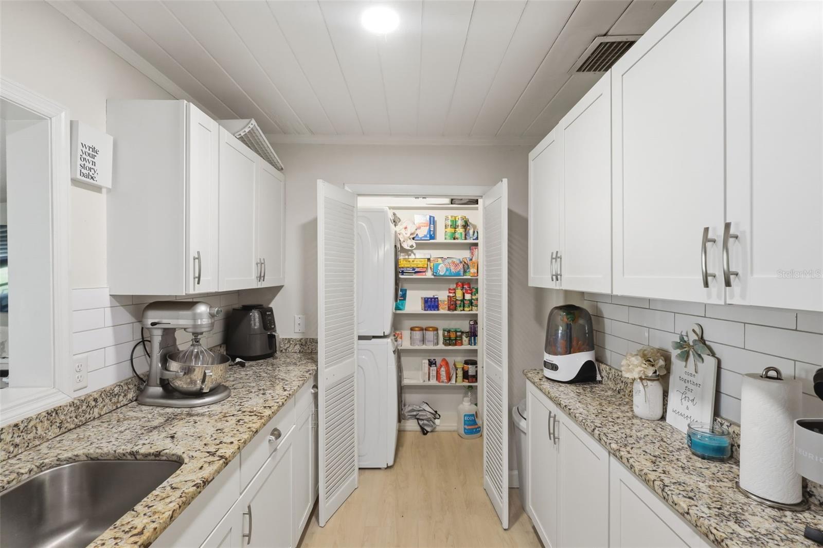 112 EDWARDS AVE, ORANGE CITY, FL — photo 15