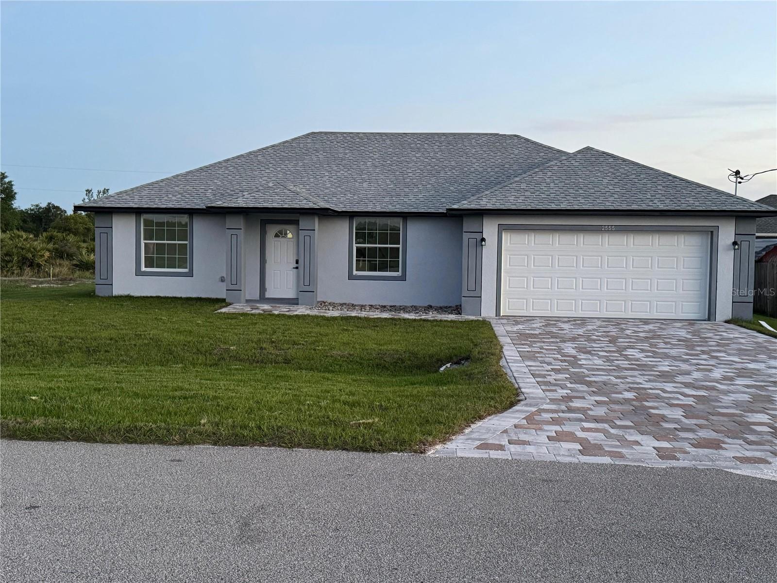 2555 W TAUNTON RD, AVON PARK, FL