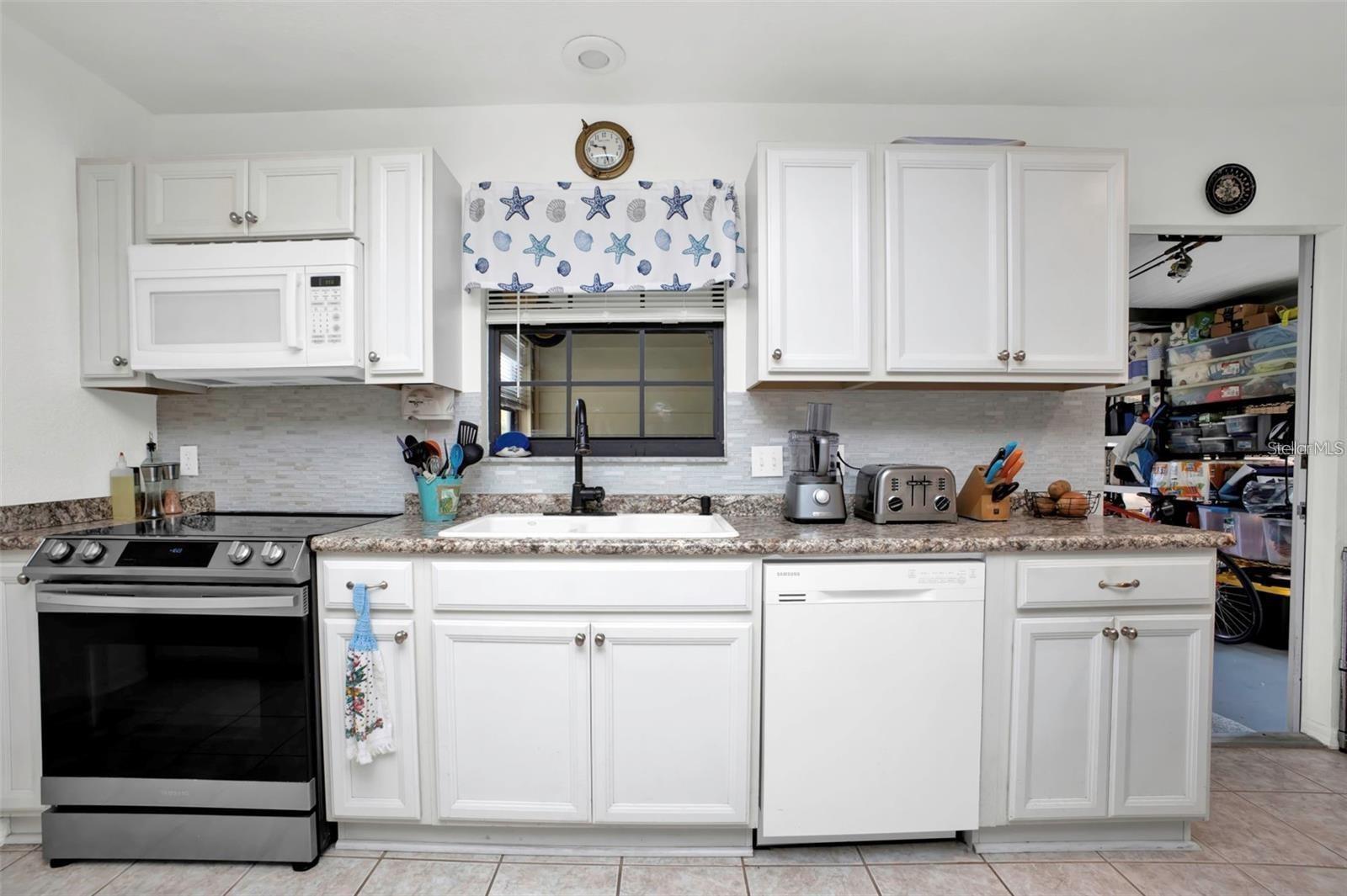 3520 KENNETH RD, PORT CHARLOTTE, FL — photo 9