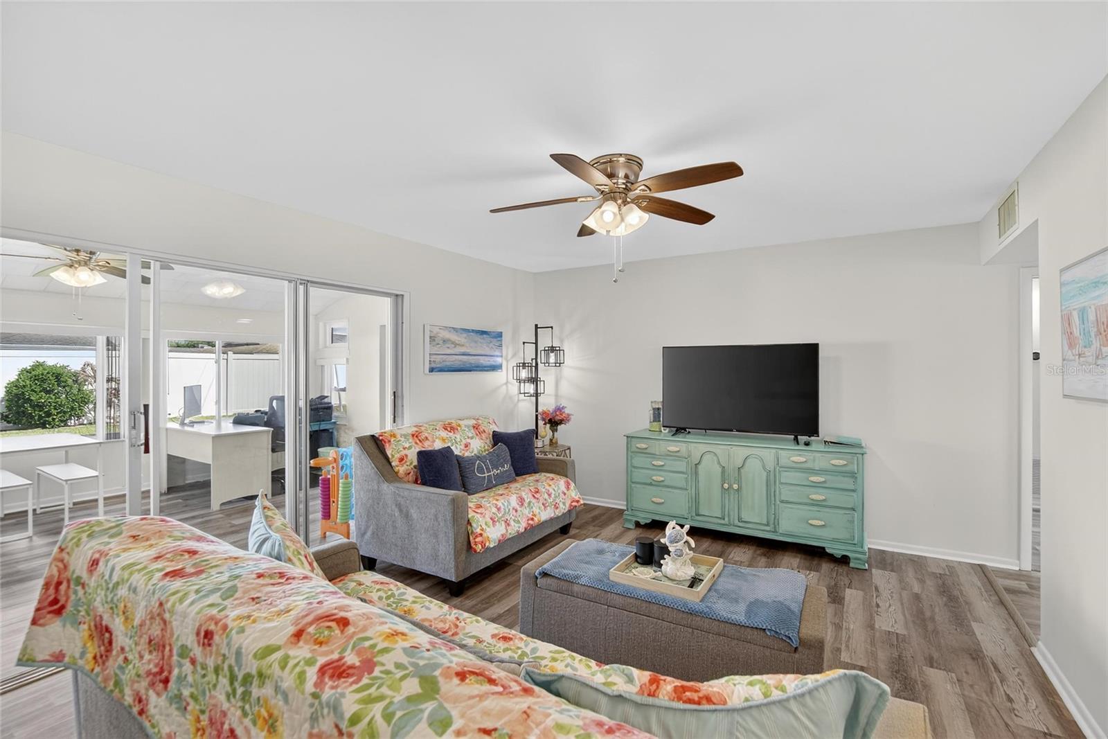 809 OAKMONT AVE, SUN CITY CENTER, FL — photo 12