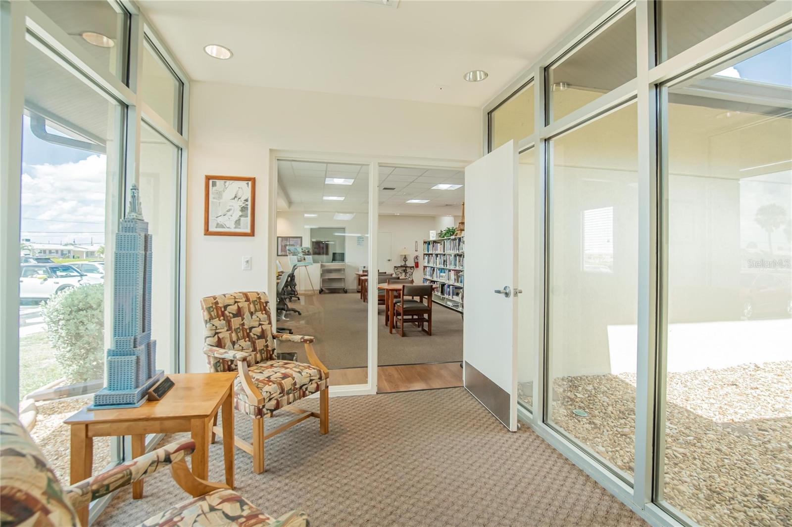 809 OAKMONT AVE, SUN CITY CENTER, FL — photo 47