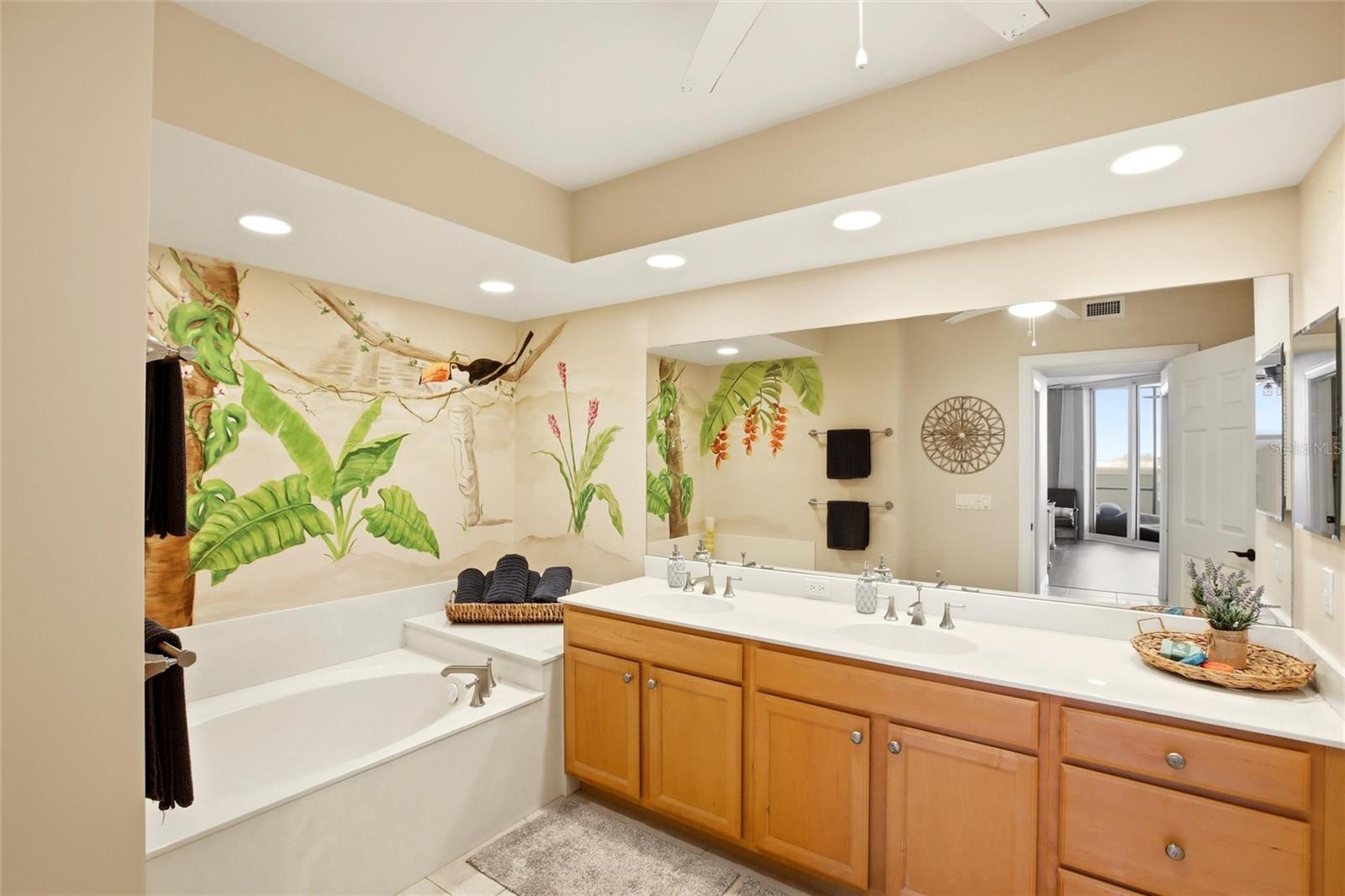 3313 SUNSET KEY CIR #105, PUNTA GORDA, FL — photo 13