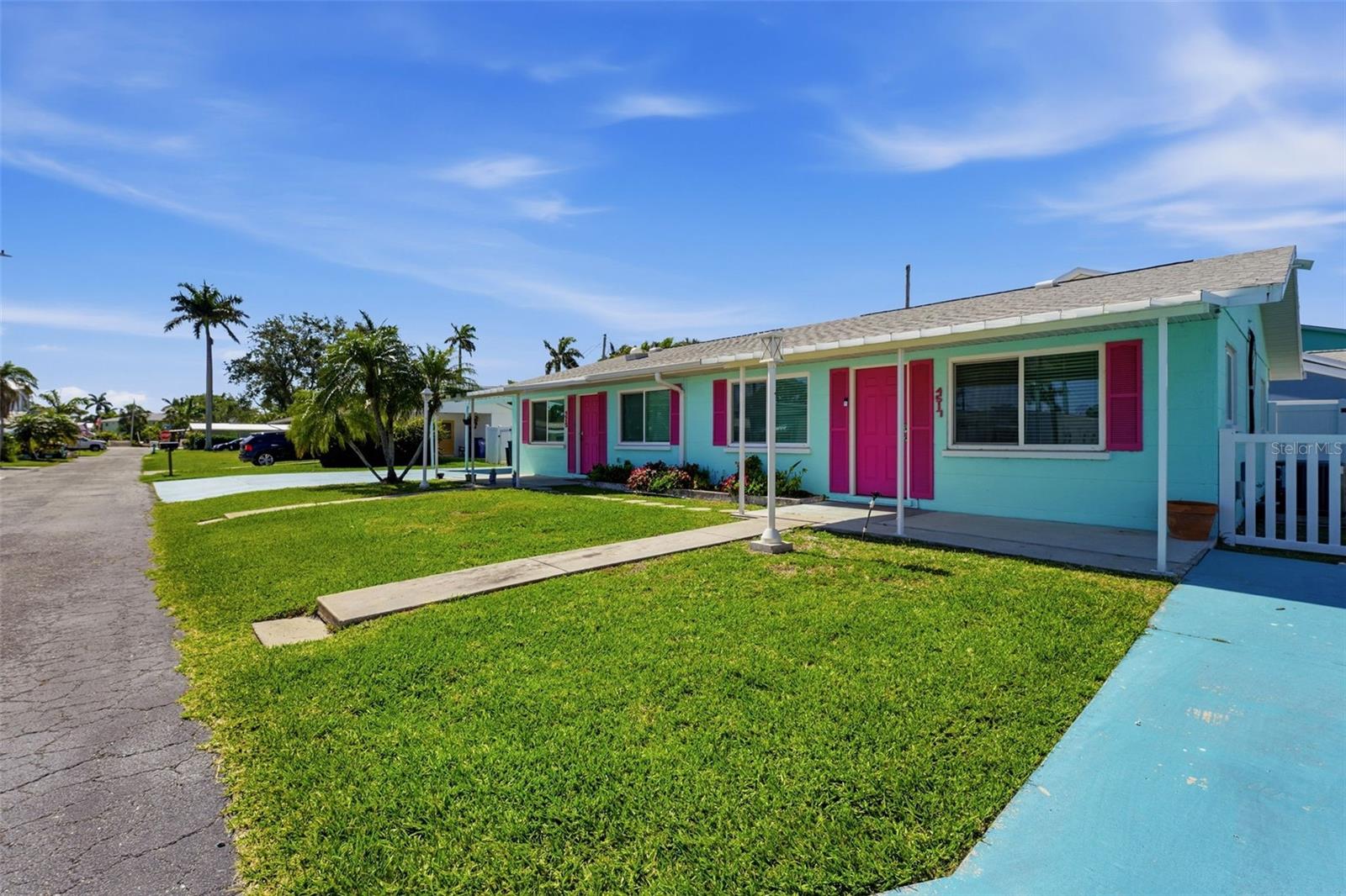 4515-4517 103RD STREET CT W, BRADENTON, FL — photo 2