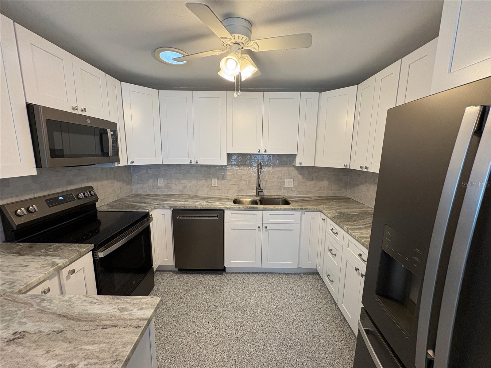 4515-4517 103RD STREET CT W, BRADENTON, FL — photo 7