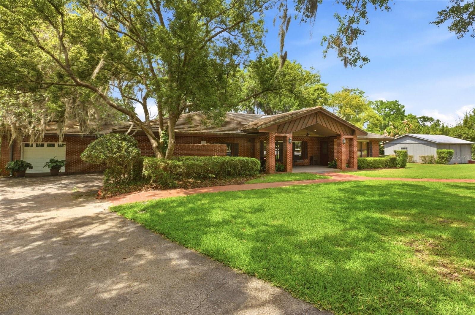 4910 E LAKE DR, WINTER SPRINGS, FL — photo 6