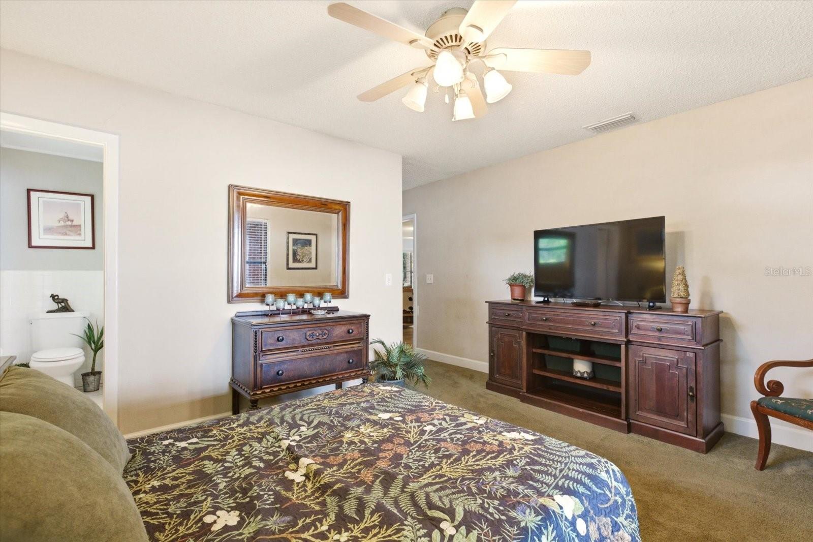 4910 E LAKE DR, WINTER SPRINGS, FL — photo 52