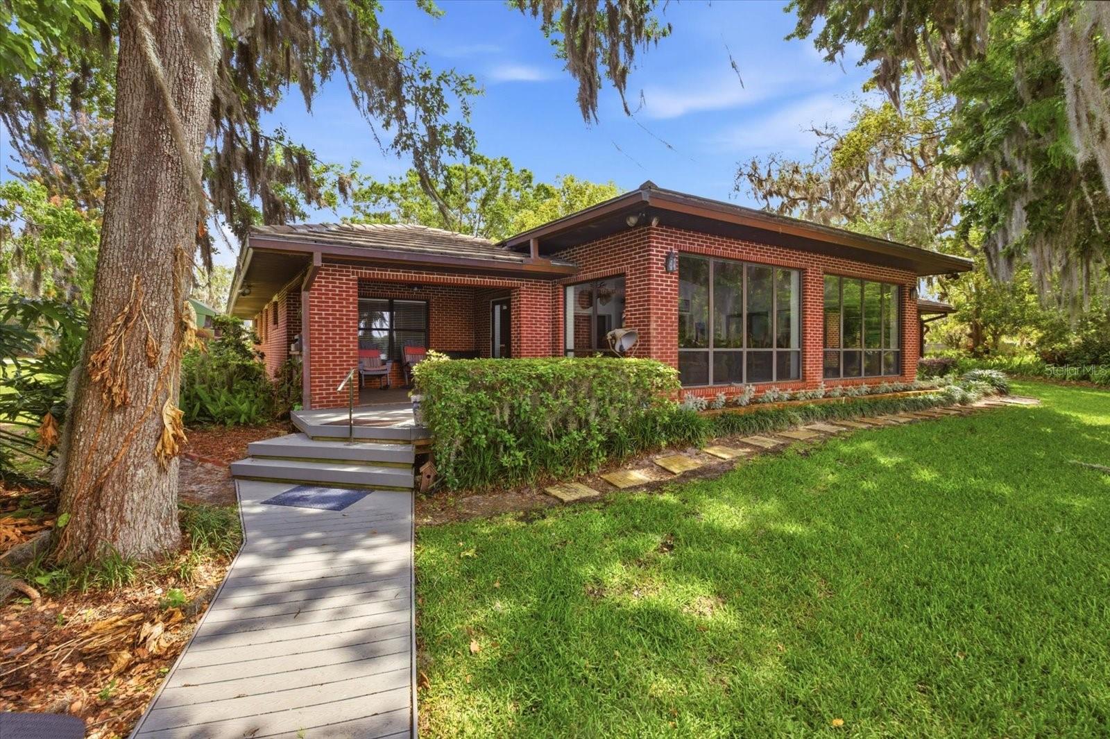 4910 E LAKE DR, WINTER SPRINGS, FL — photo 62