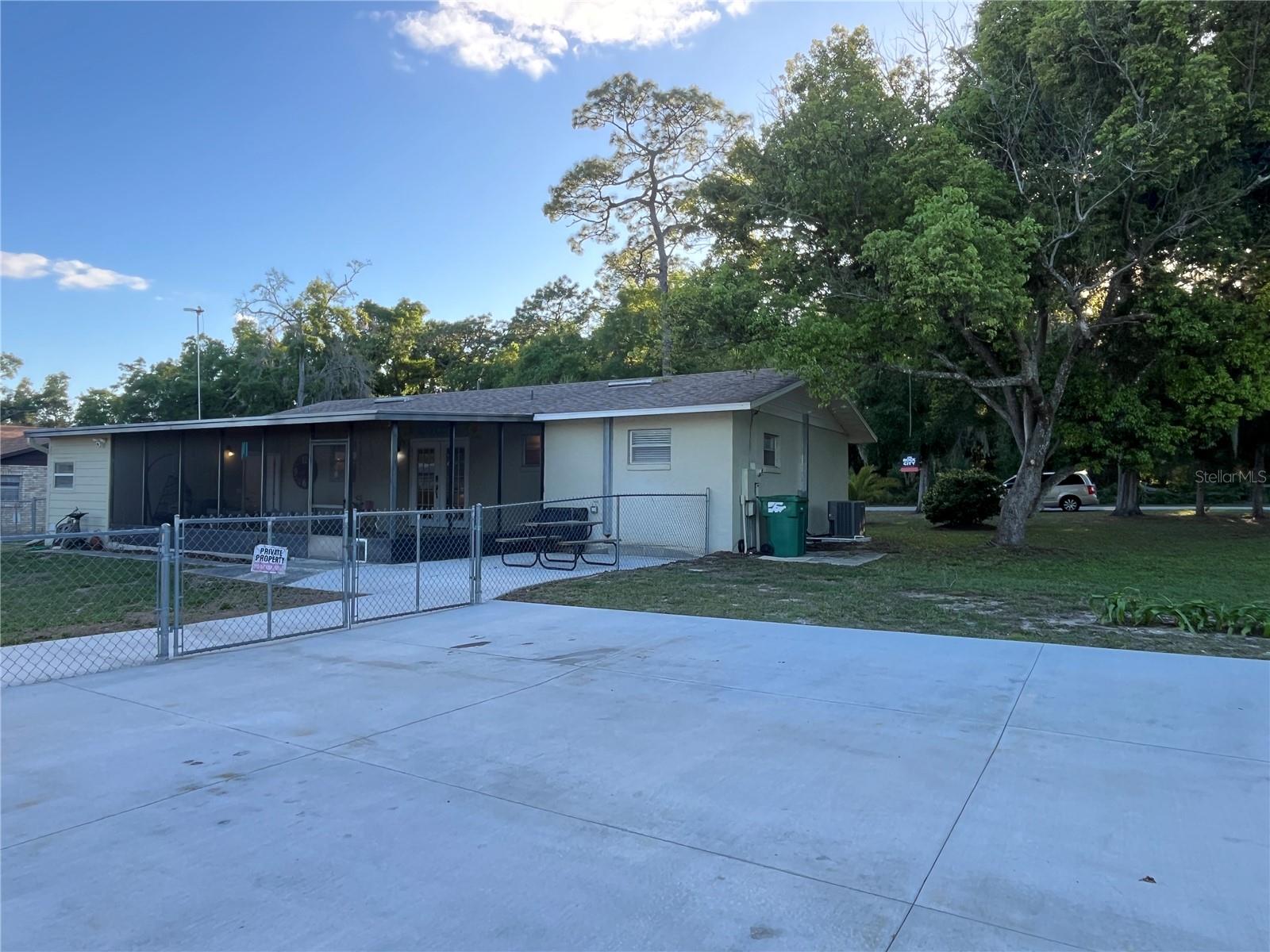 407 POINSETTIA AVE, FRUITLAND PARK, FL — photo 11