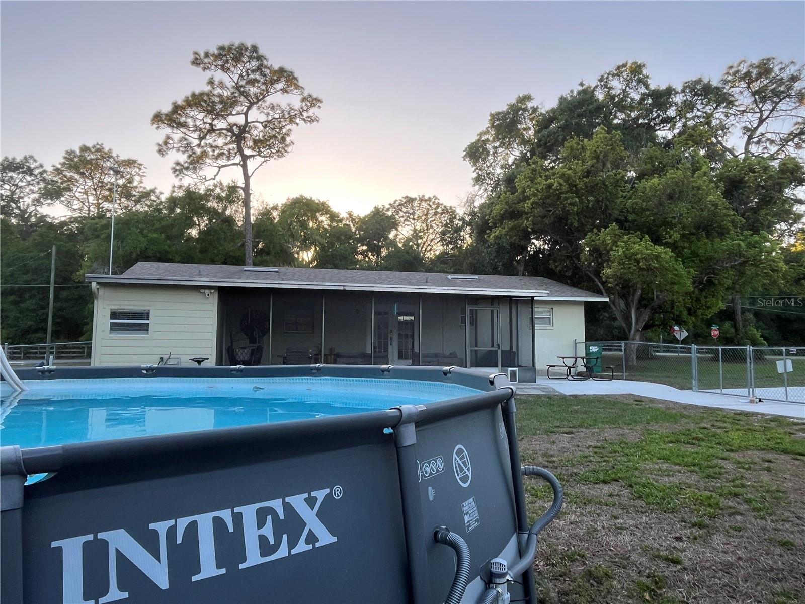 407 POINSETTIA AVE, FRUITLAND PARK, FL — photo 46