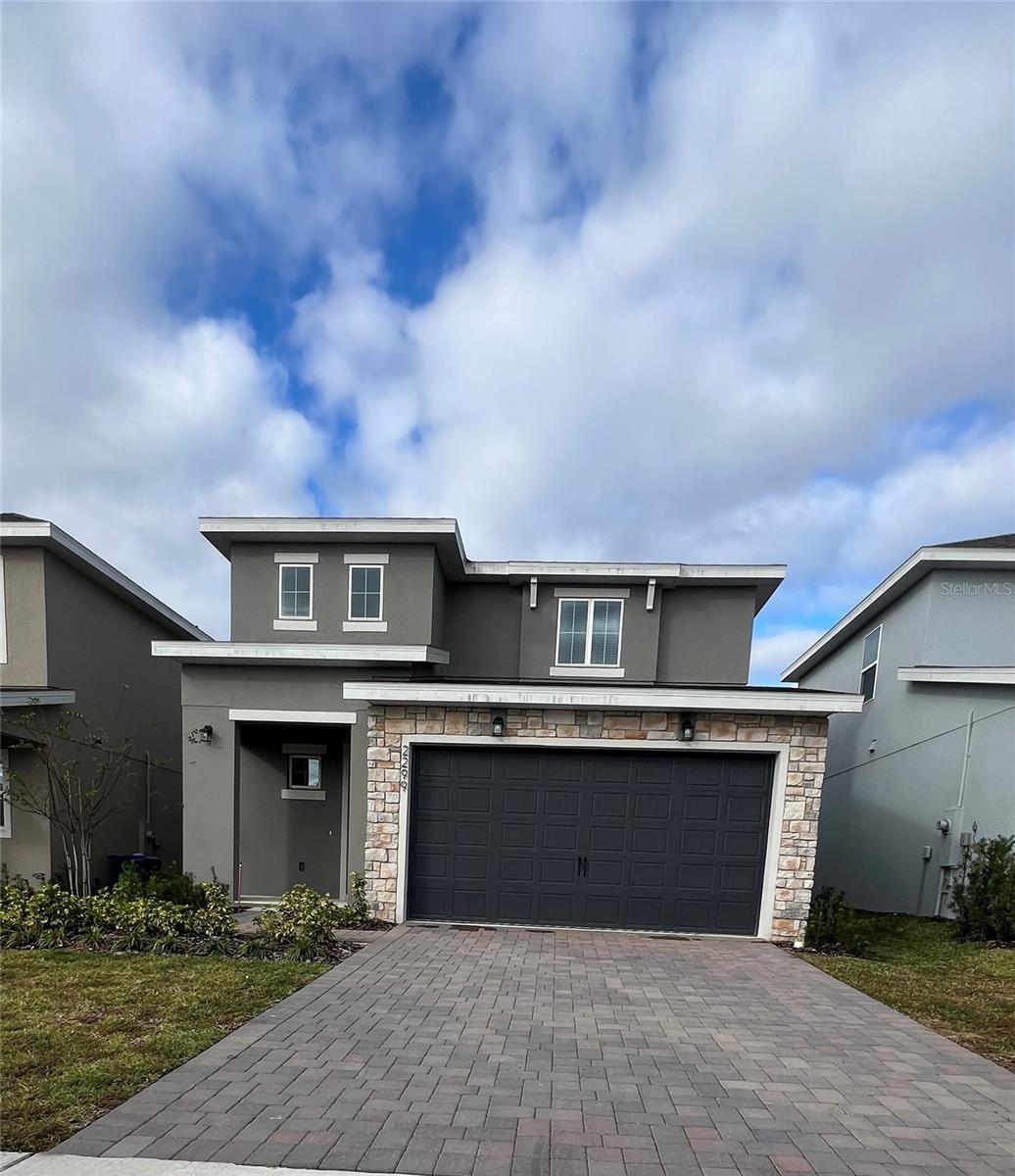 2241 JUNIPER BERRY DR, MINNEOLA, FL