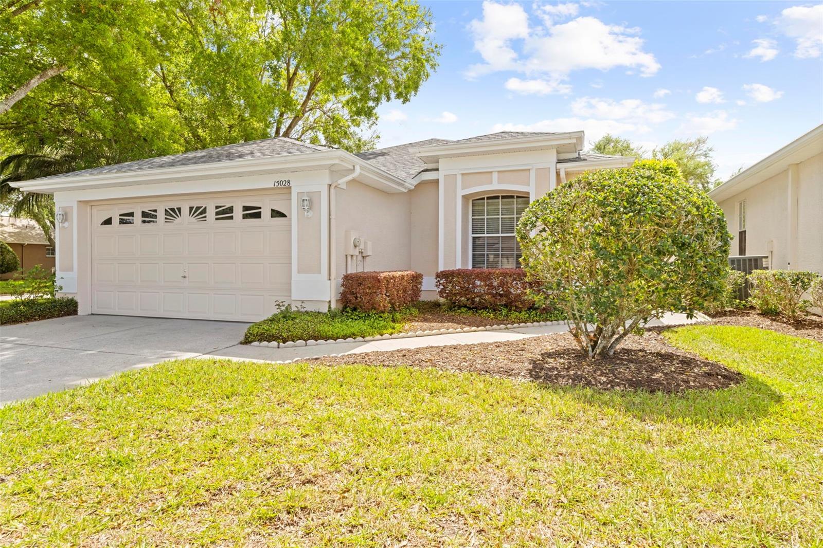 15028 MIDDLE FAIRWAY DR, SPRING HILL, FL — photo 2