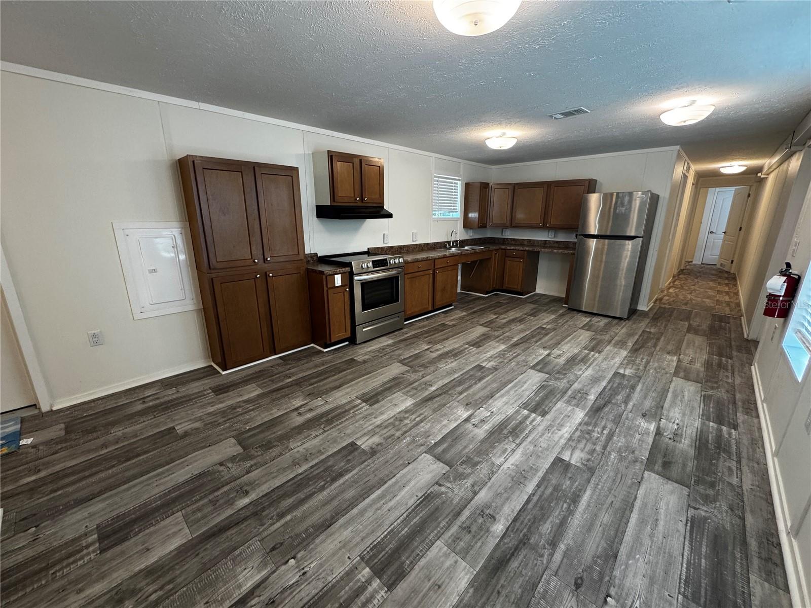 9990 SE 166TH ST, SUMMERFIELD, FL — photo 4
