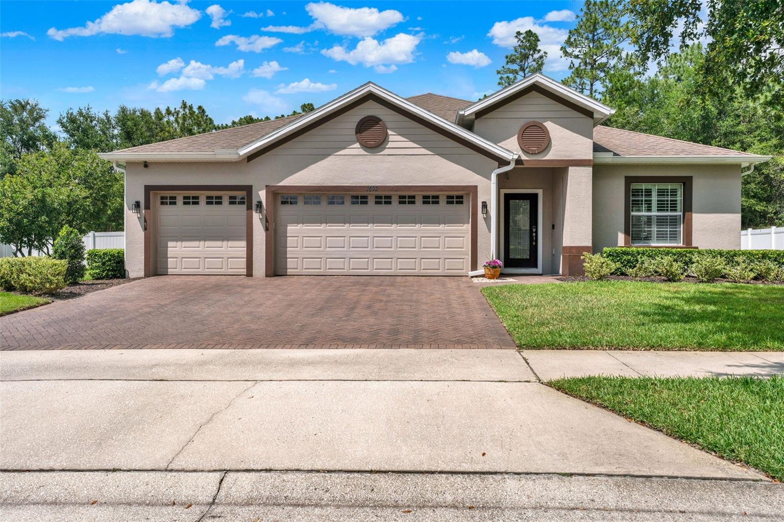 1692 BLUE GRASS BLVD, DELAND, FL