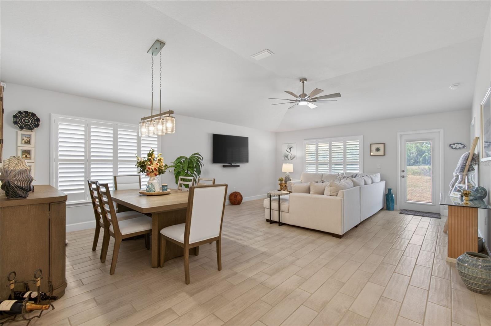 25013 SW 24TH PL, NEWBERRY, FL — photo 2