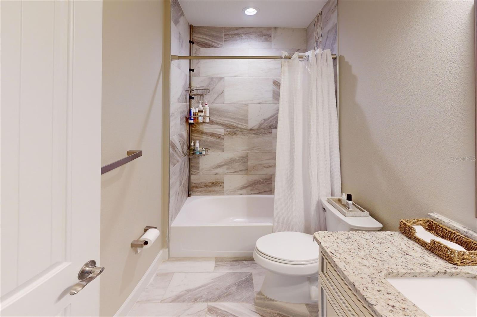 729 CRESTVIEW CIR NW, PORT CHARLOTTE, FL — photo 15