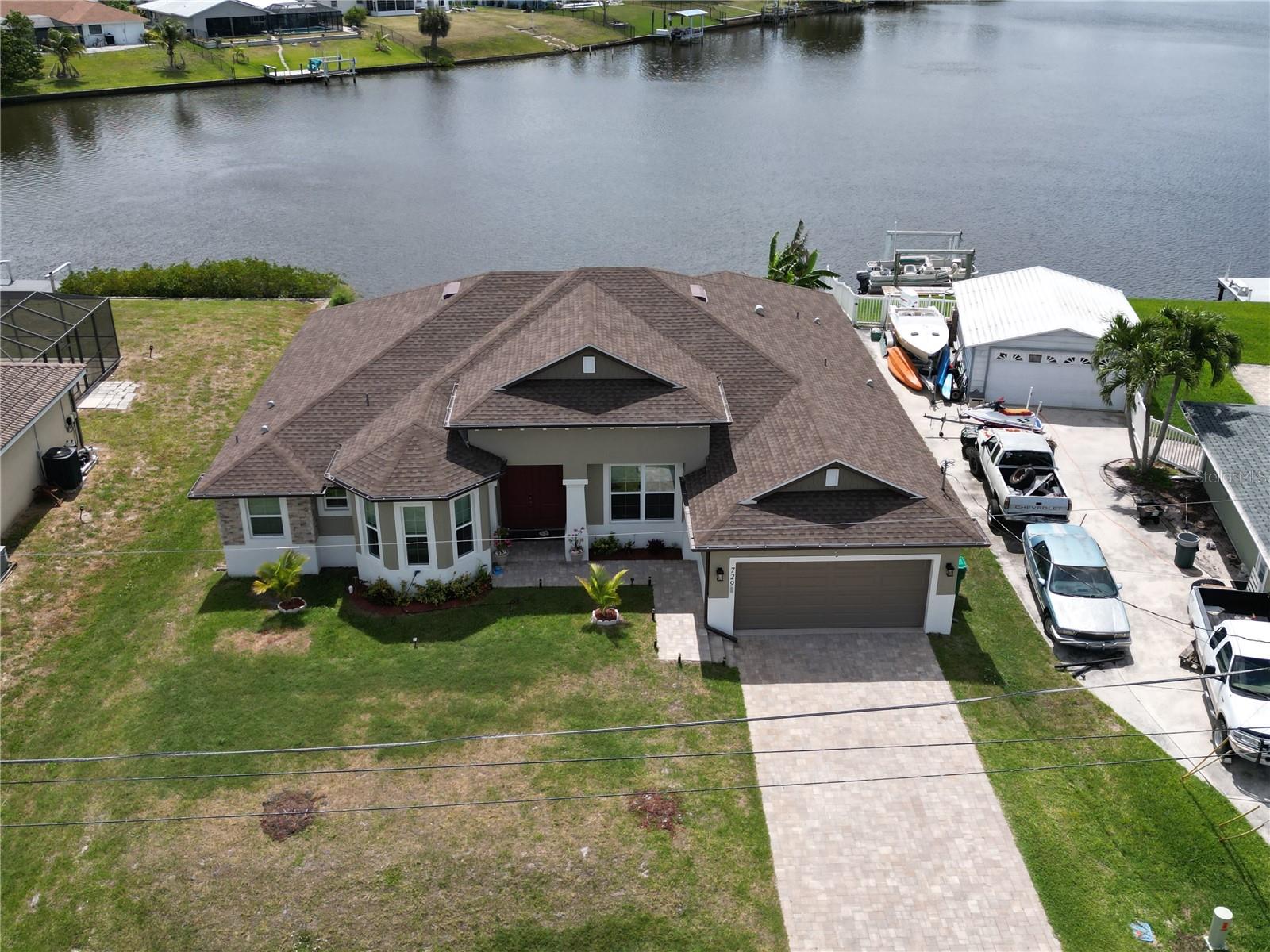 729 CRESTVIEW CIR NW, PORT CHARLOTTE, FL — photo 34