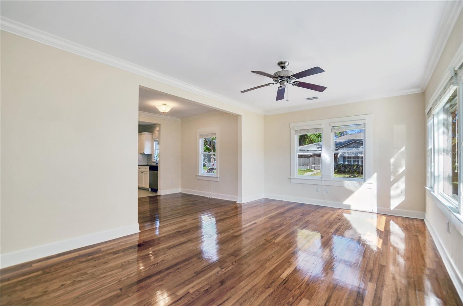 301 S AUDUBON AVE, TAMPA, FL — photo 11