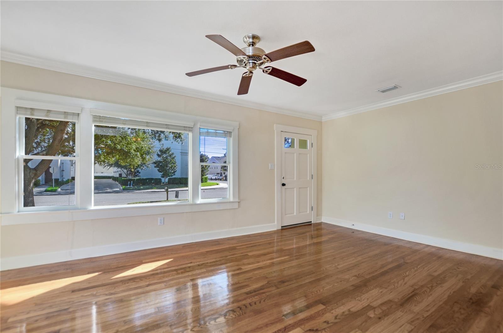 301 S AUDUBON AVE, TAMPA, FL — photo 12