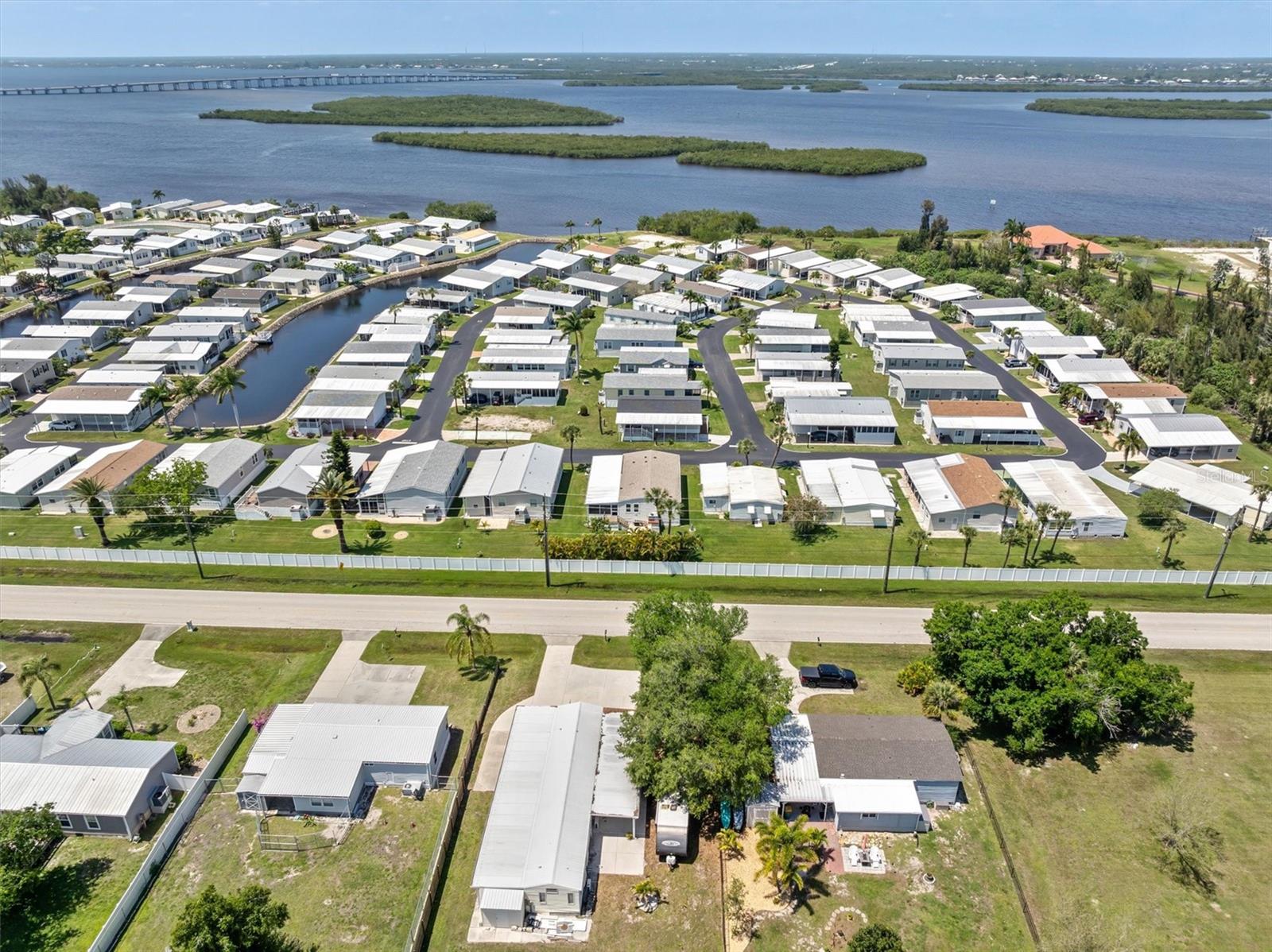 4300 RIVERSIDE DR #14, PUNTA GORDA, FL — photo 39
