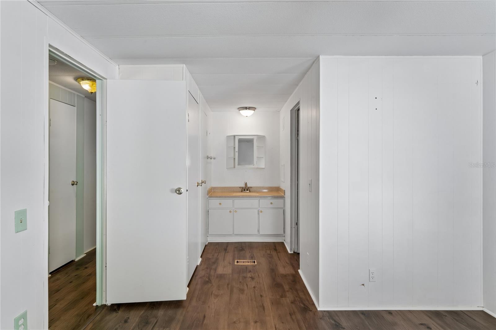 7777 46TH AVE N #84, ST PETERSBURG, FL — photo 39