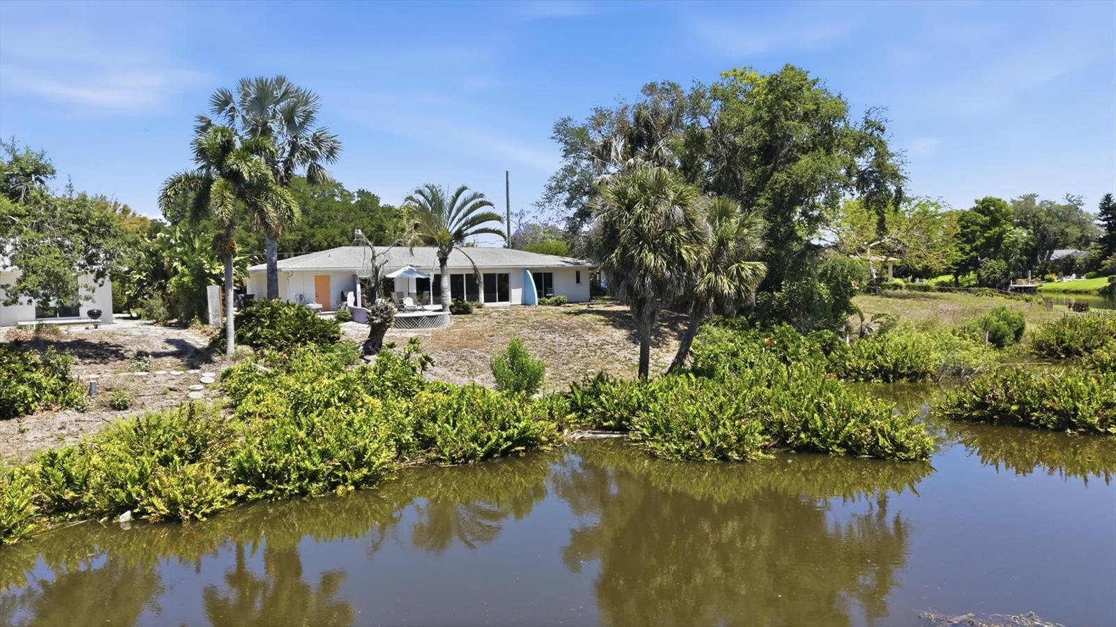 2940 BOUGAINVILLEA ST, SARASOTA, FL — photo 17