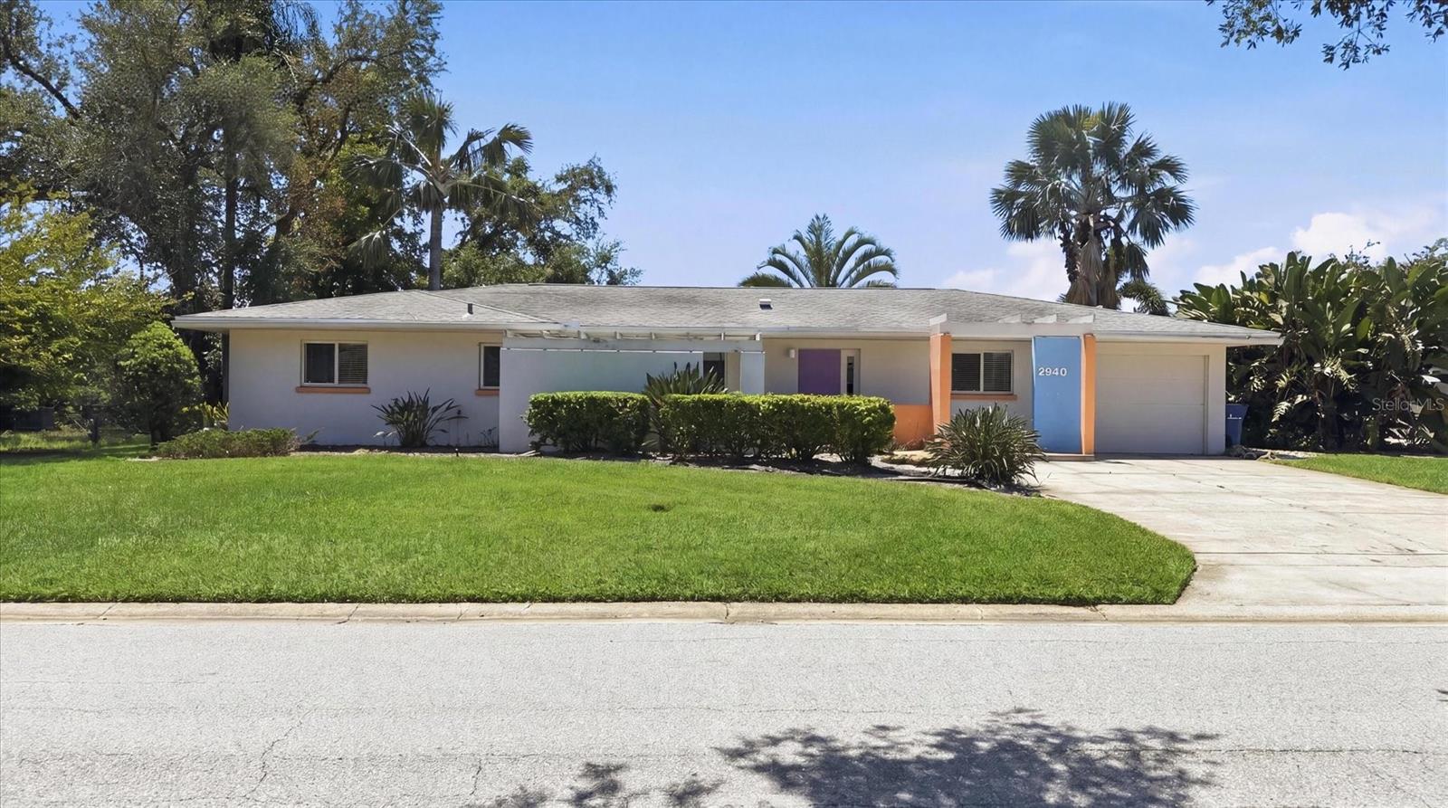 2940 BOUGAINVILLEA ST, SARASOTA, FL — photo 2