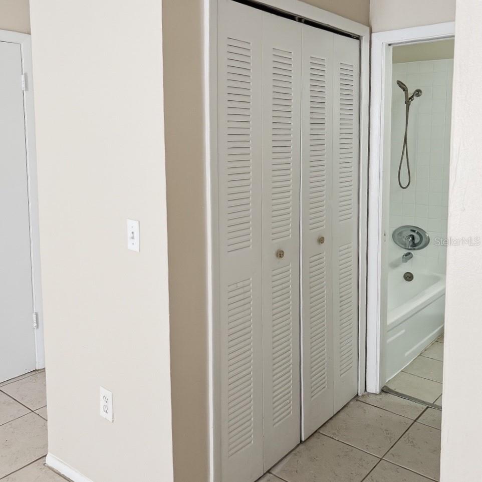 5200 CURRY FORD RD #102, ORLANDO, FL — photo 8