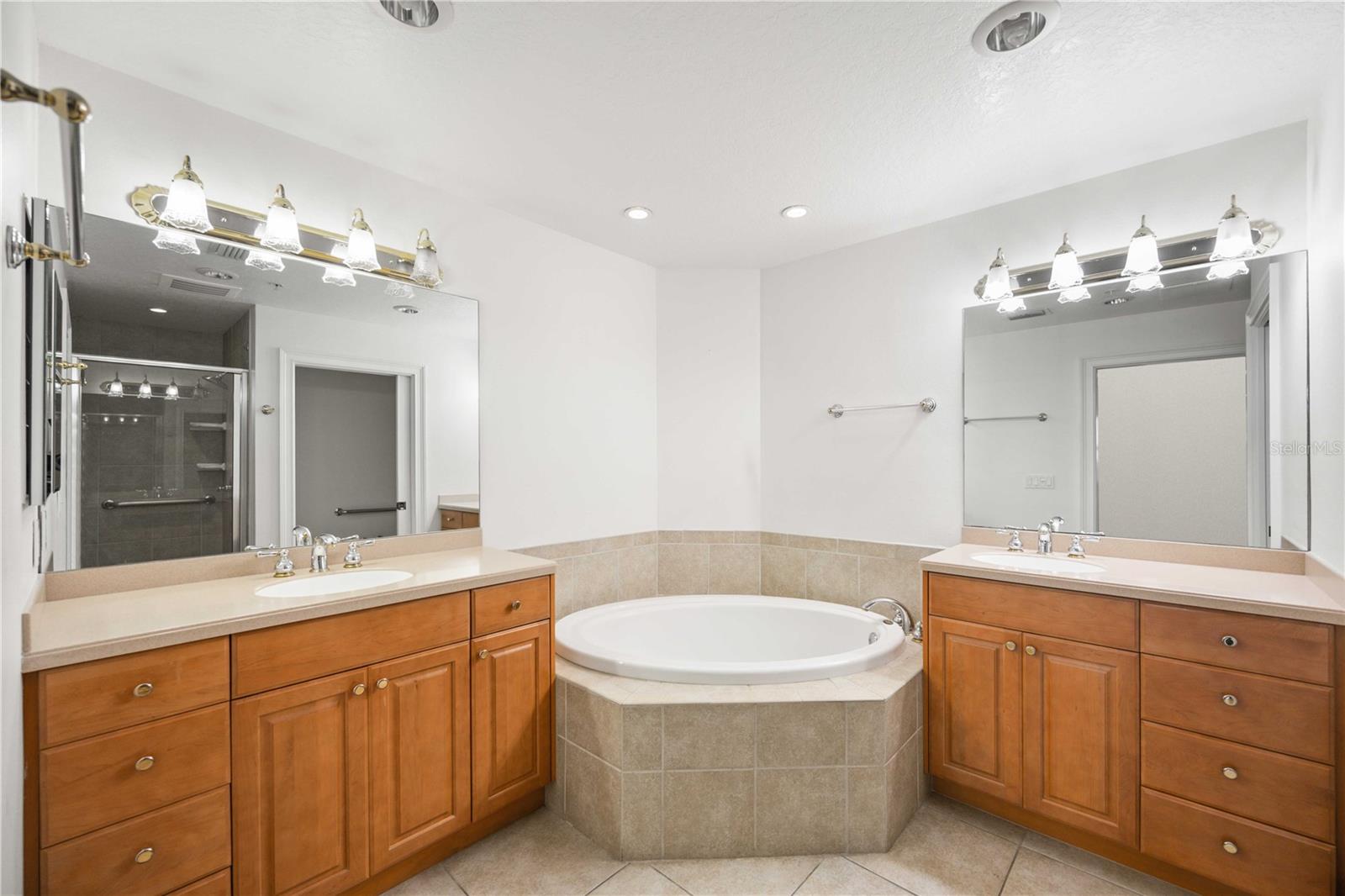 606 RIVIERA DUNES WAY #302, PALMETTO, FL — photo 23