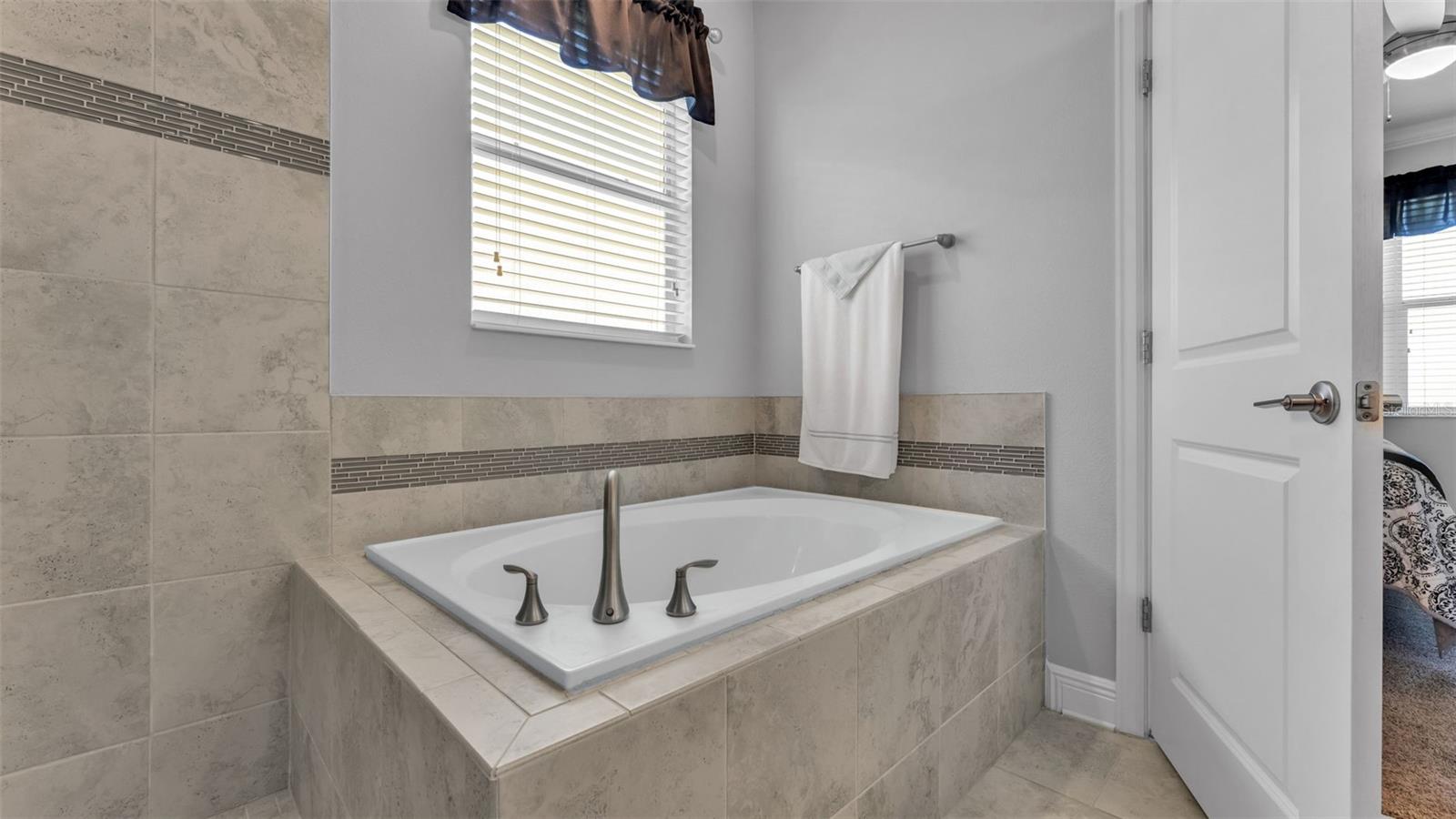 3890 BEDFORD AVE, WINTER HAVEN, FL — photo 31