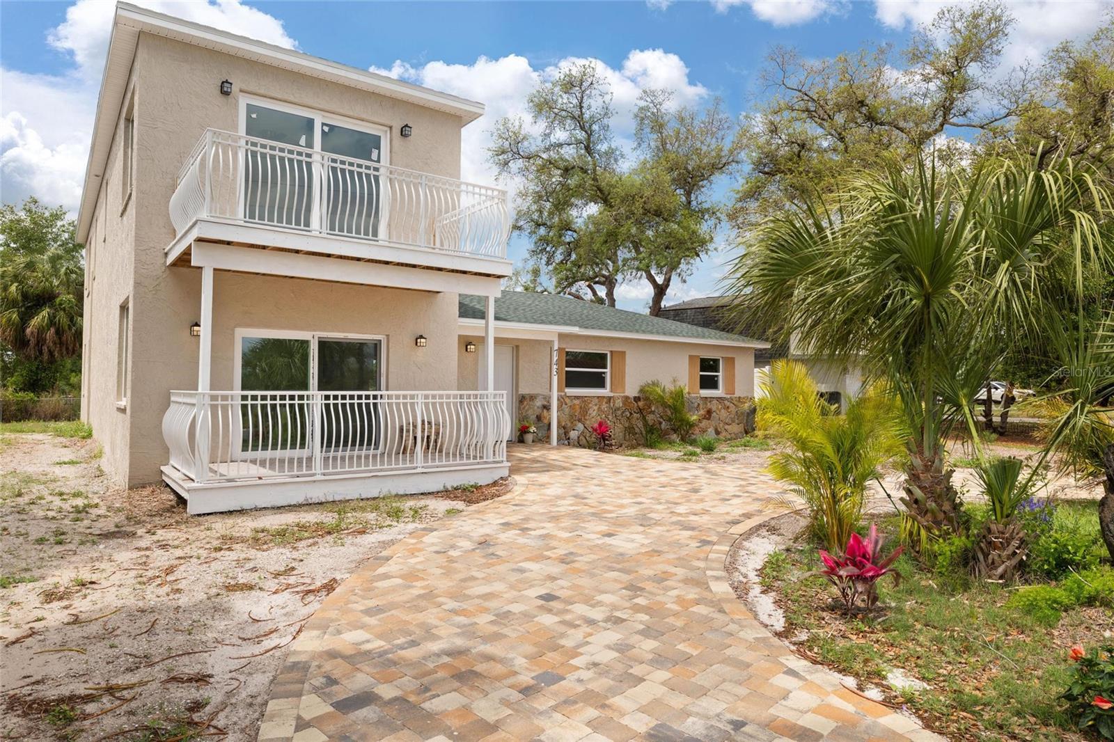 743 BAYSHORE DR, TARPON SPRINGS, FL — photo 3