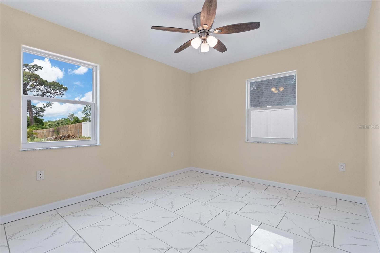 743 BAYSHORE DR, TARPON SPRINGS, FL — photo 11