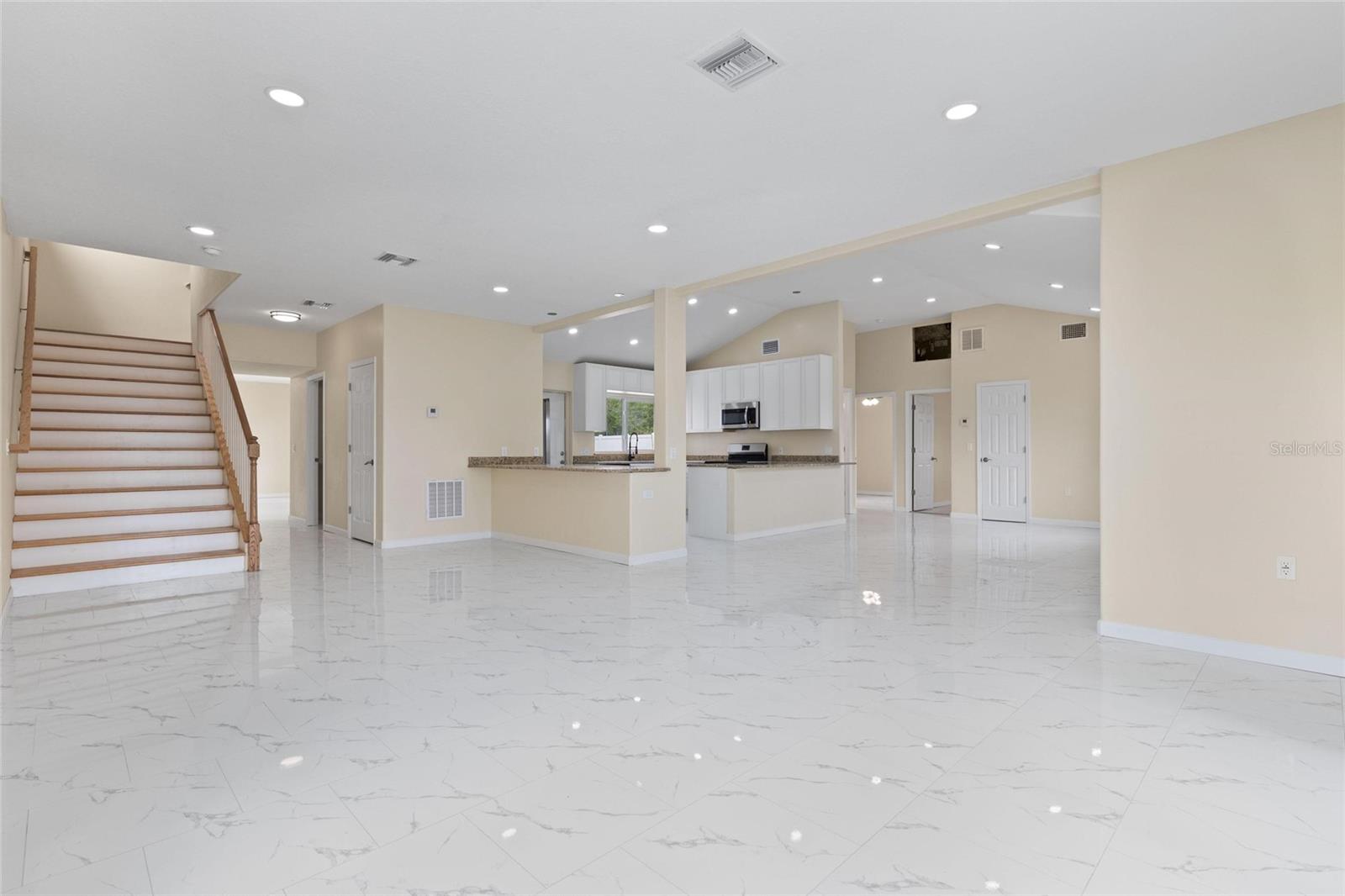 743 BAYSHORE DR, TARPON SPRINGS, FL — photo 13