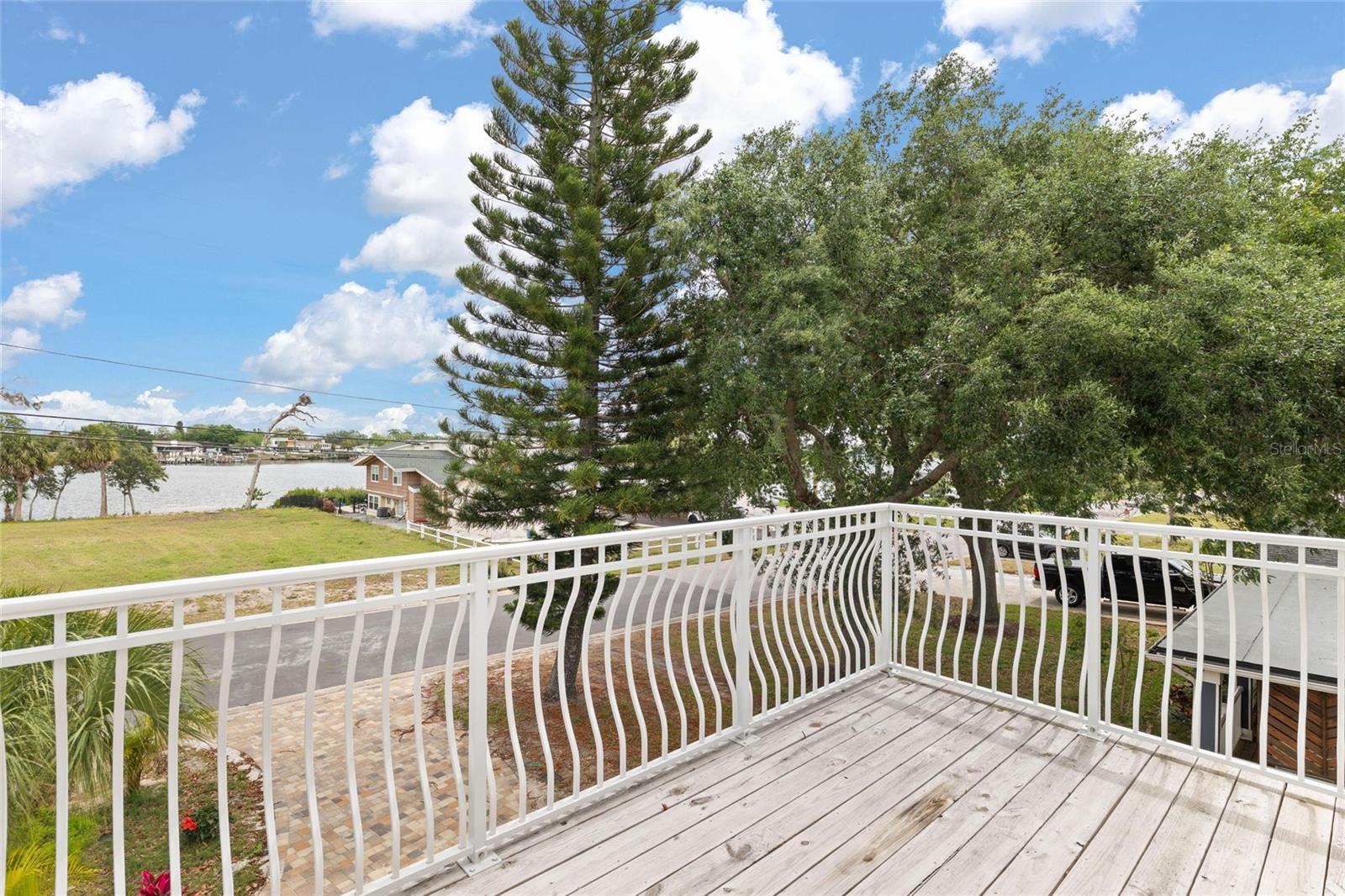 743 BAYSHORE DR, TARPON SPRINGS, FL — photo 29