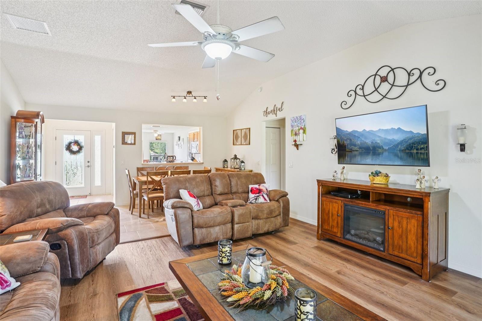16596 SE 77TH NORTHRIDGE CT, THE VILLAGES, FL — photo 13