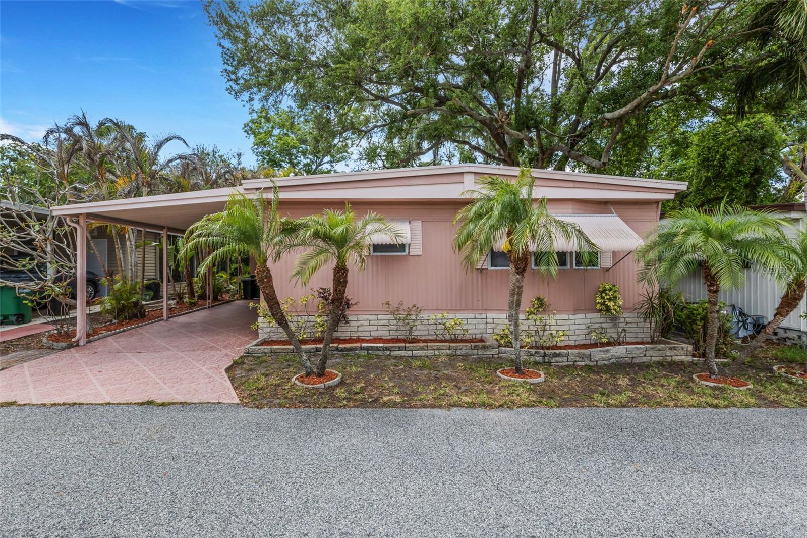 98 CEDAR ELM DR #32, SAFETY HARBOR, FL