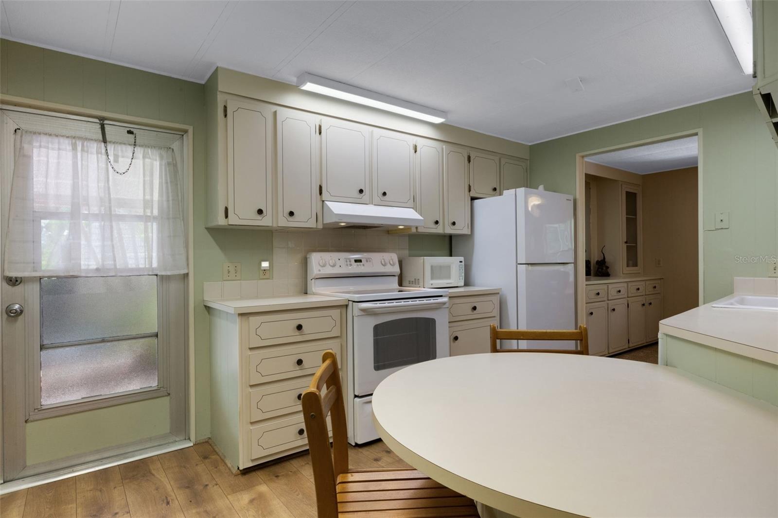 98 CEDAR ELM DR #32, SAFETY HARBOR, FL — photo 2
