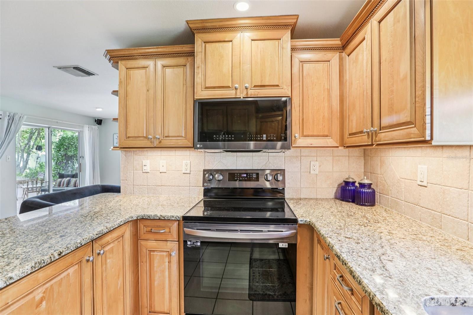 8083 BAYHAVEN DR, SEMINOLE, FL — photo 20